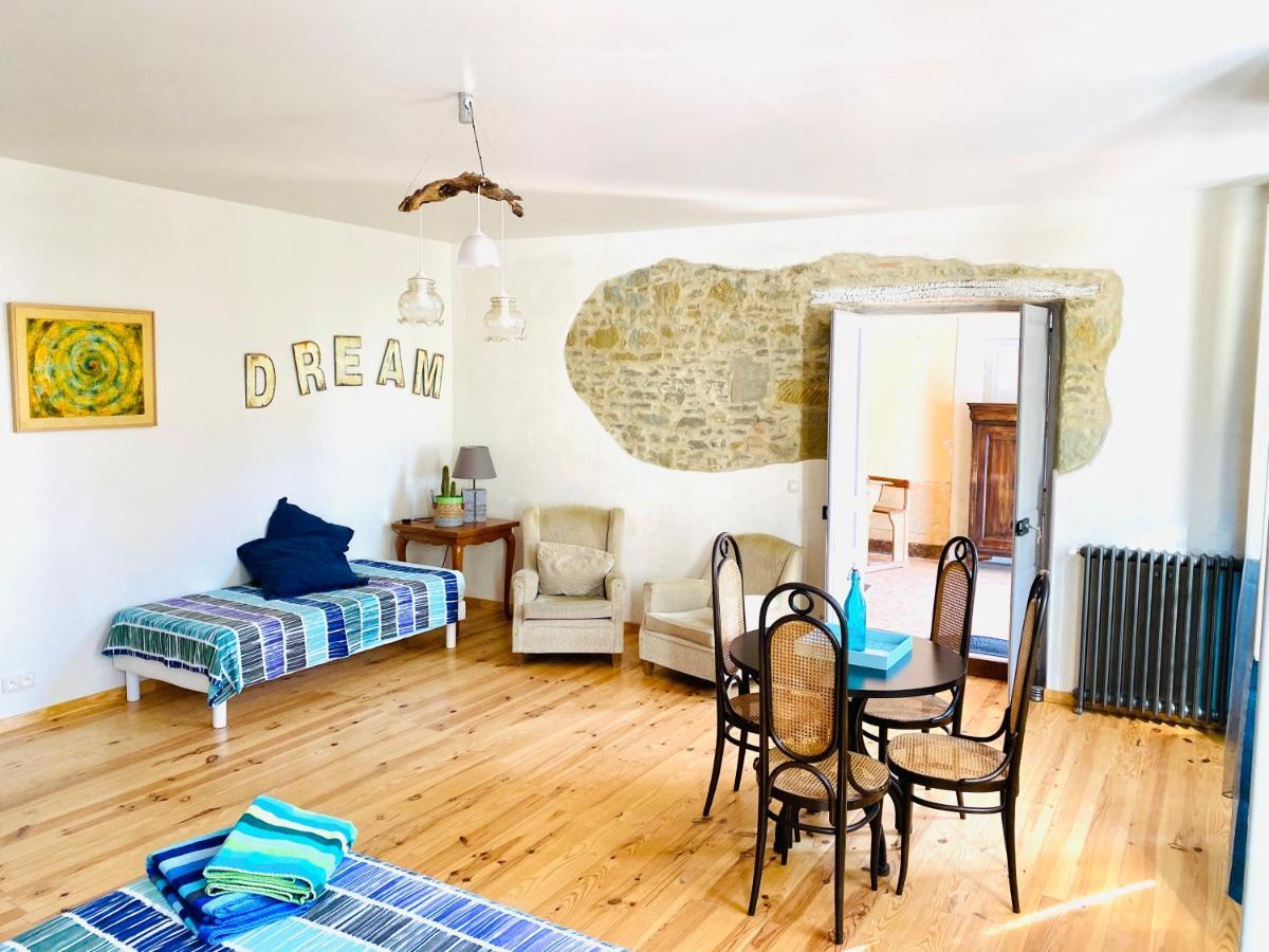 Chambres D'Hotes Domaine Saint-Joly Lasbordes Εξωτερικό φωτογραφία